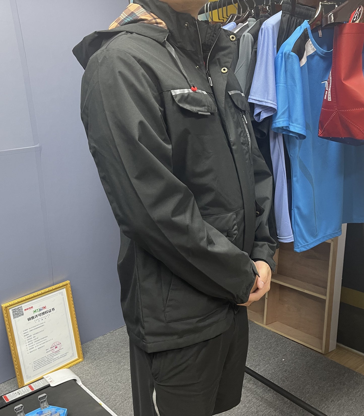 Fashion Men's Casual Windbreaker Jackets Hooded Jacket Man Waterproof Outdoor Soft Shell Winter Coat Clothing Warm Plus Size