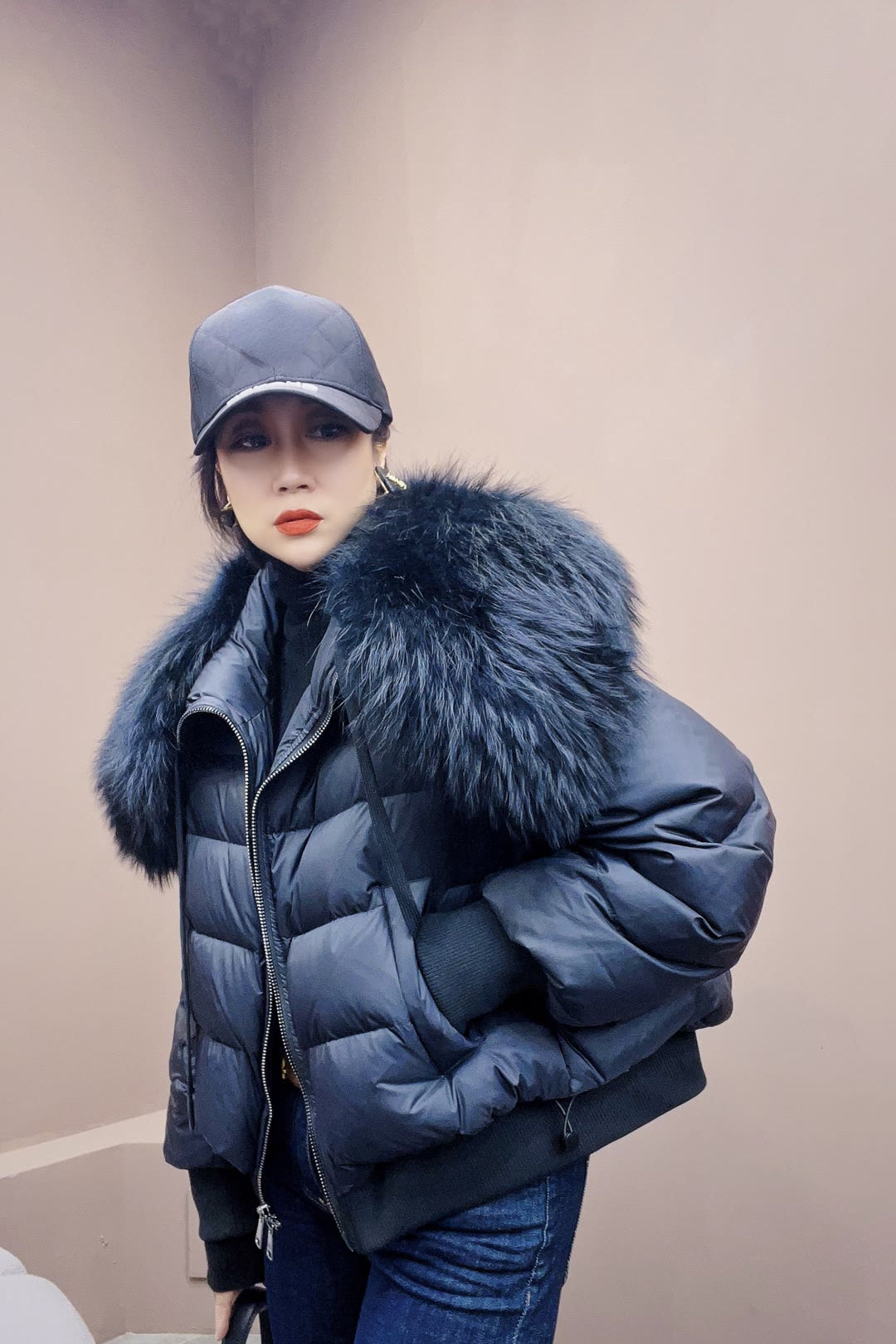 2023 Winter Puffer Jacket Women Large Real Raccoon Fur Collar Short Female Parkas Thick Warm 90% Goose Down Coat Loose