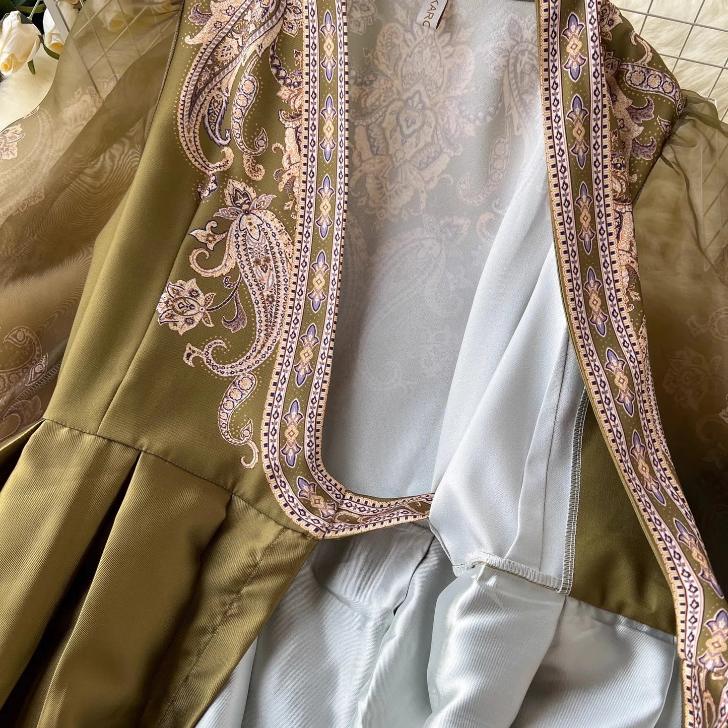 Paisley Print Bandage Lace Up Wrap Dress Women Cross V Neck Lantern Sleeve Chiffon Patchwork Thick Satin Long Party Vestidos